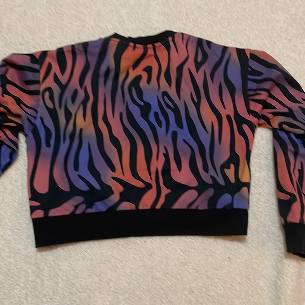 Adidas Cropped Sweatshirt - Picture 3 of 3
